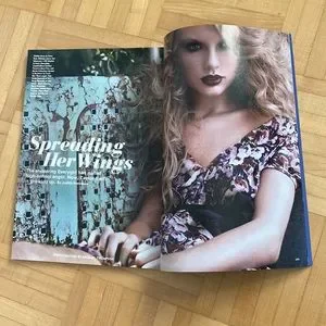 Taylor Swift | Other | Rare Taylor Swift Allure Magazine